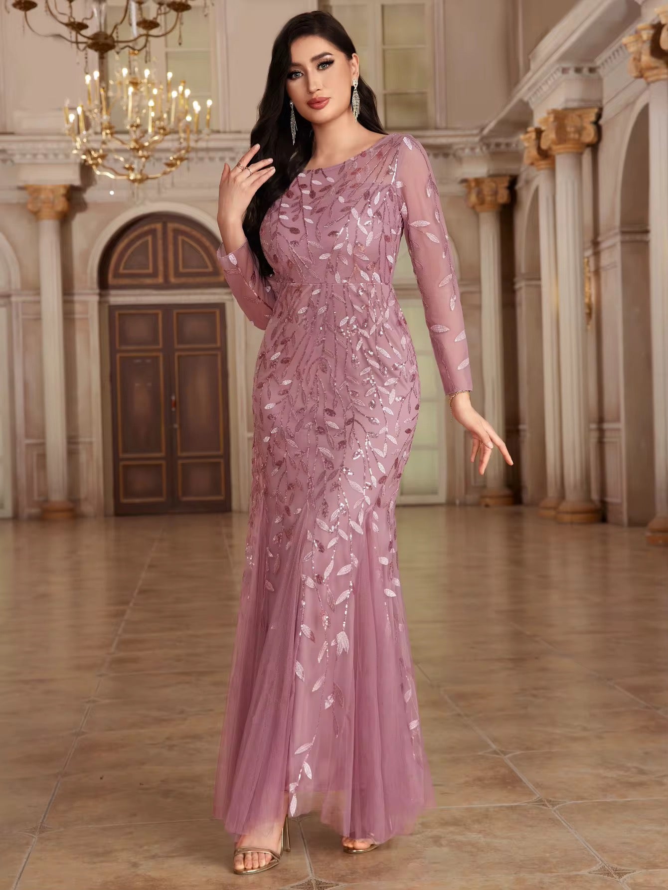 Luxurious Lace Mermaid Evening Gown