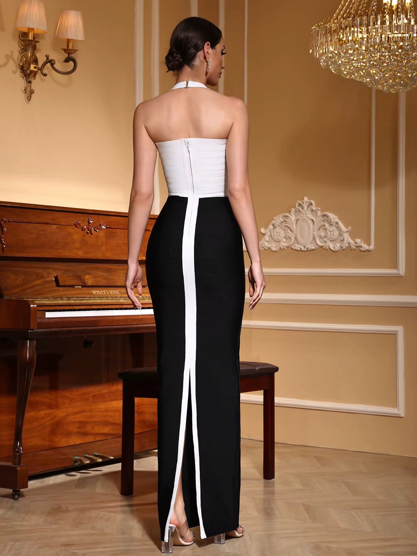 Elegant Black Dress with Statement Side Slit